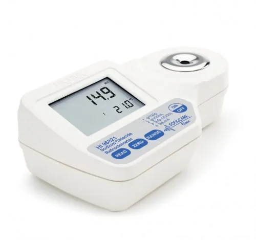 Digital Refractometer for Measuring Sodium Chloride in Food – HI96821 – Hanna refraktometrai Lietuvoje
